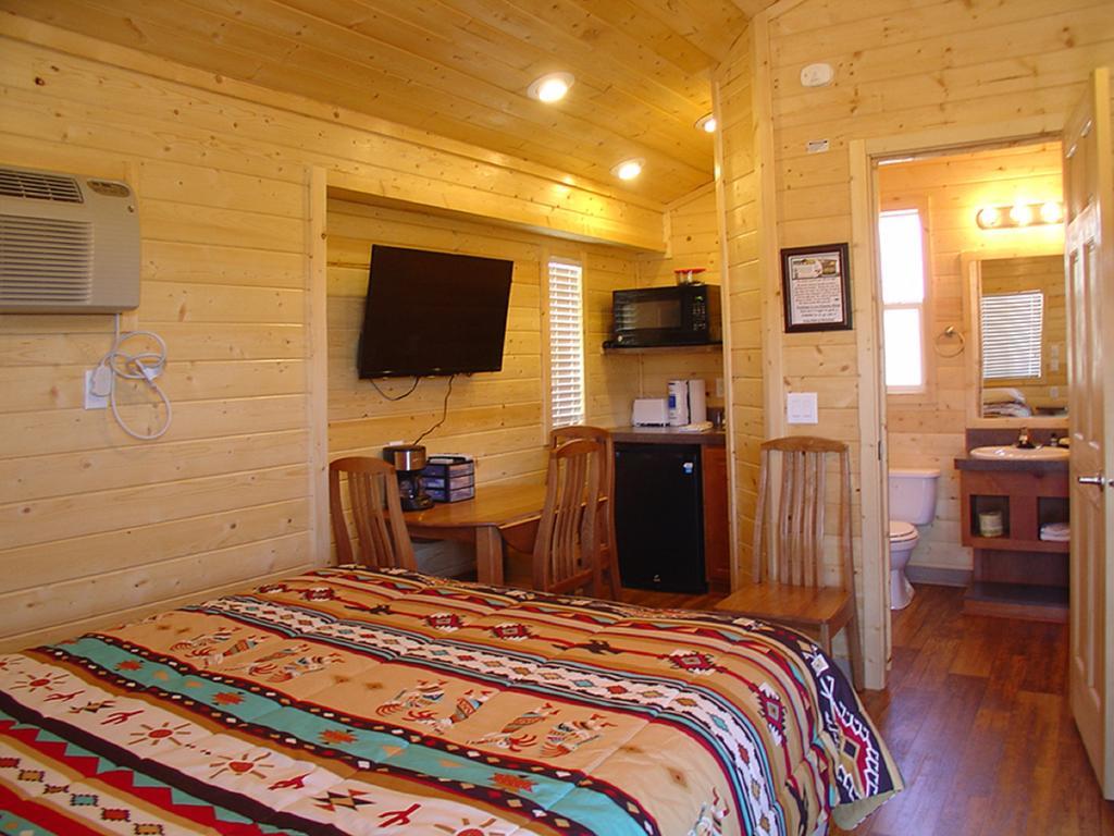 Verde Valley Studio Cabin 1 Котънууд Екстериор снимка